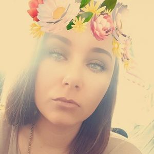 Meet your Posher, Anna-kate